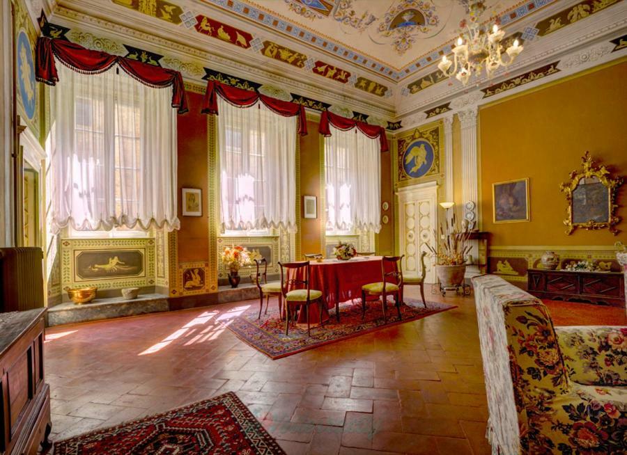 ヴォルテッラ Residenza Storica Palazzo Ricciarelliヴィラ エクステリア 写真
