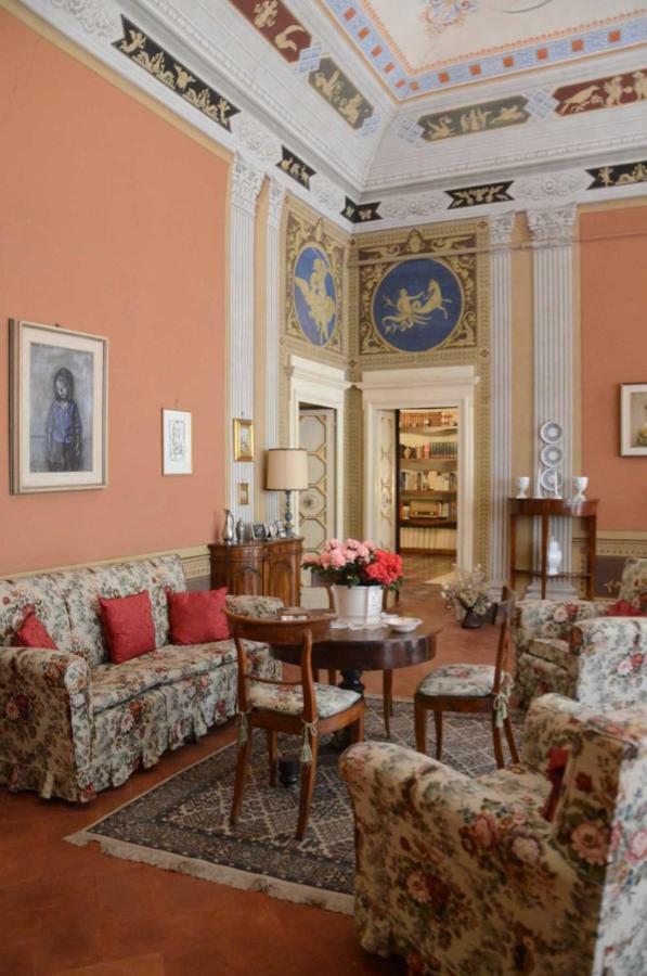 ヴォルテッラ Residenza Storica Palazzo Ricciarelliヴィラ エクステリア 写真