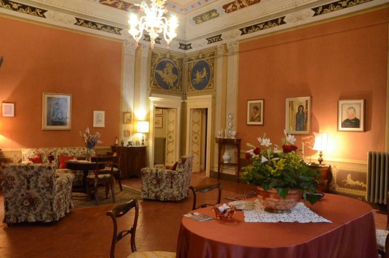 ヴォルテッラ Residenza Storica Palazzo Ricciarelliヴィラ エクステリア 写真
