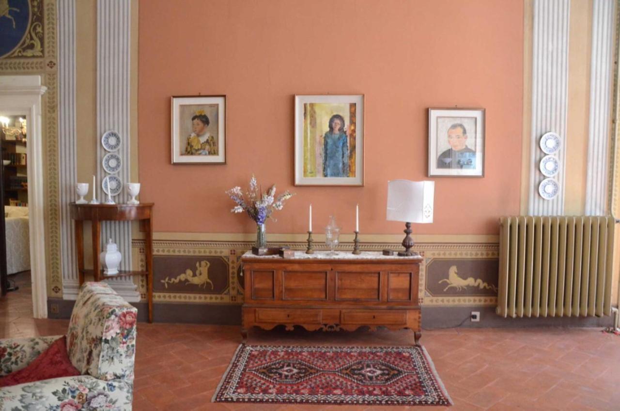 ヴォルテッラ Residenza Storica Palazzo Ricciarelliヴィラ エクステリア 写真